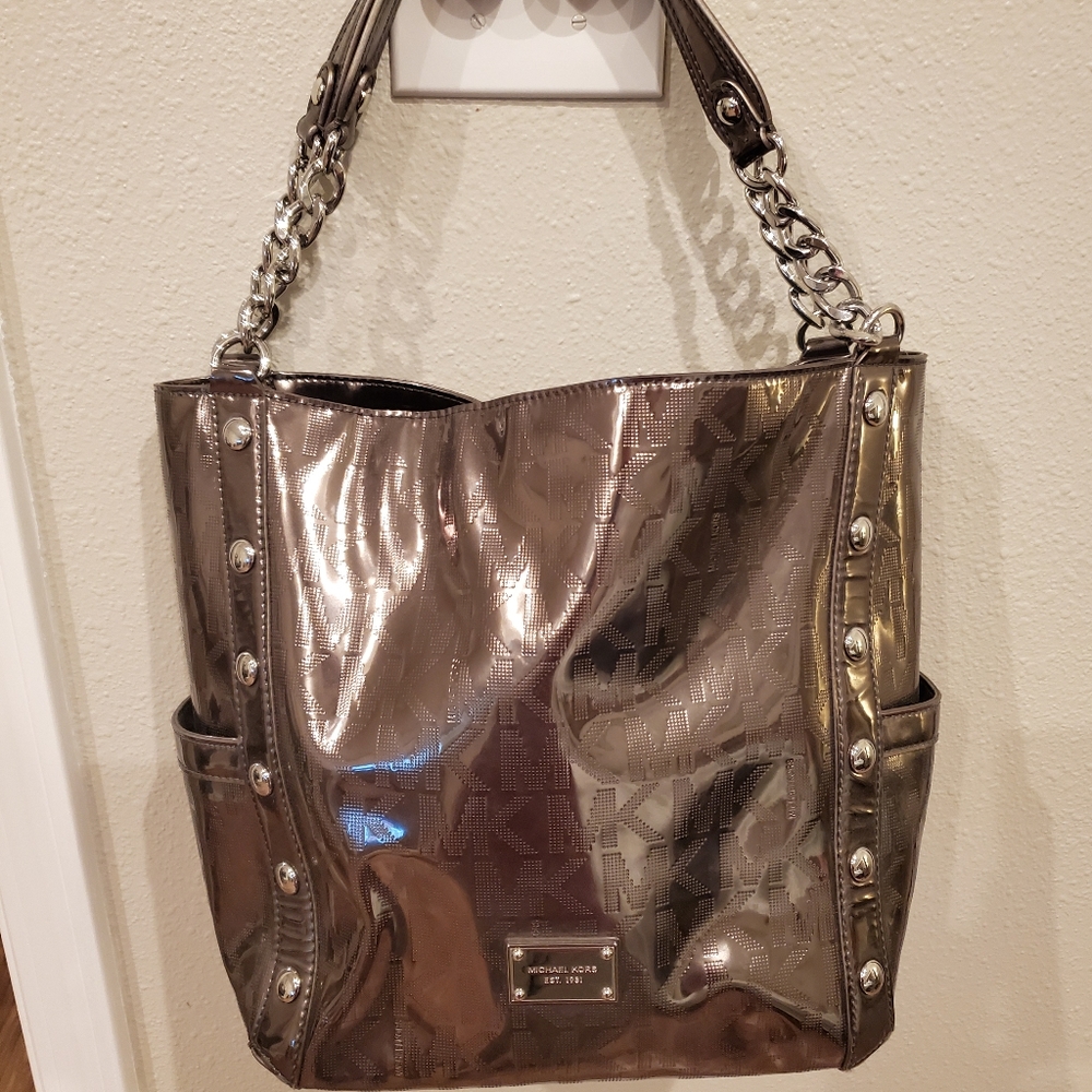 Beautiful MK bag!